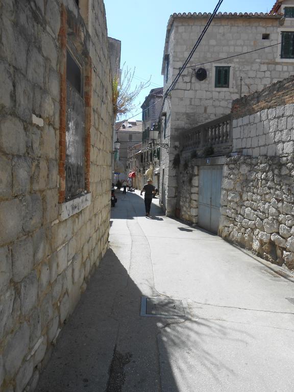 Downtown Nora Apartament *